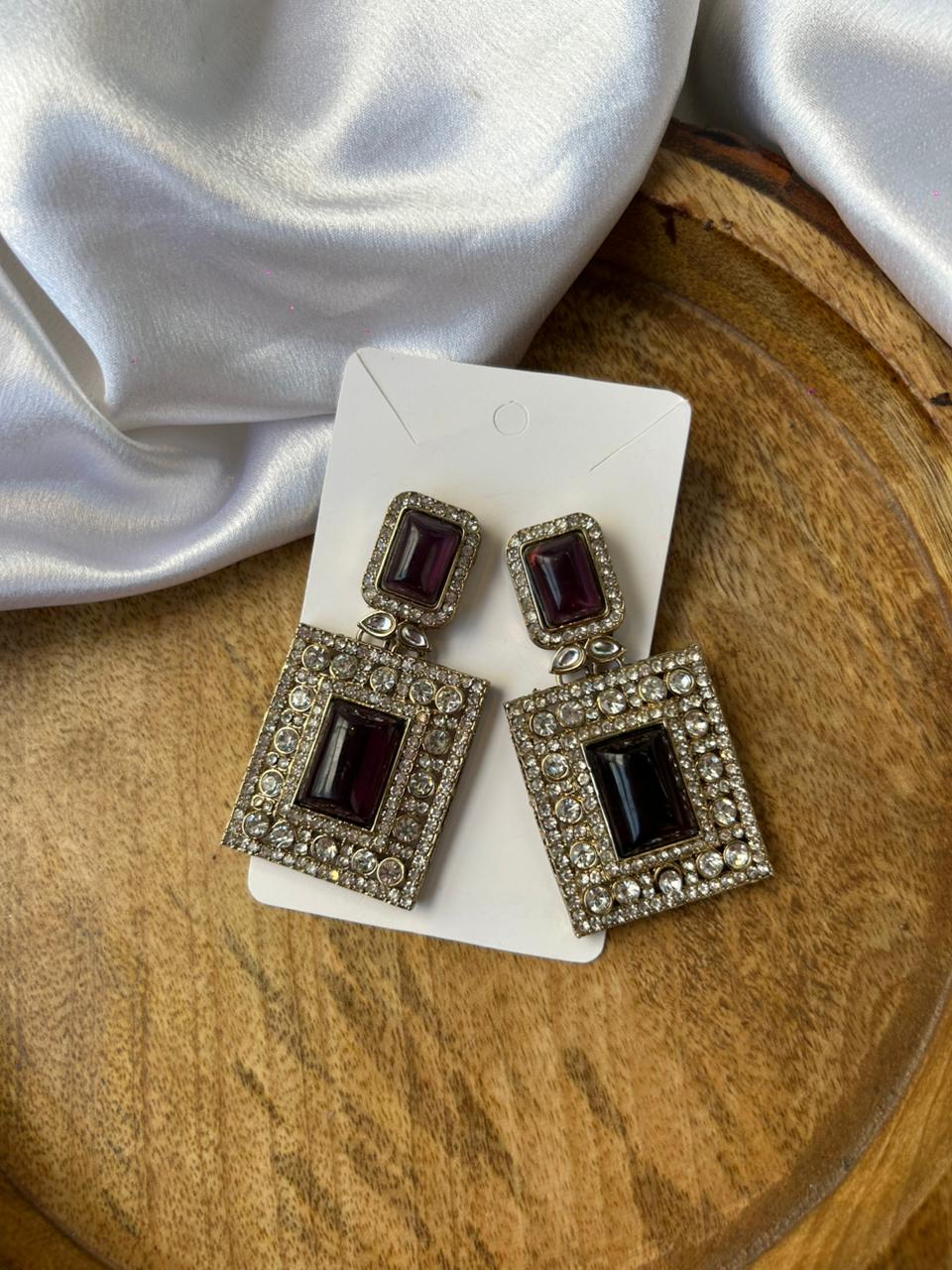 Plum Luxe Geometric Drops