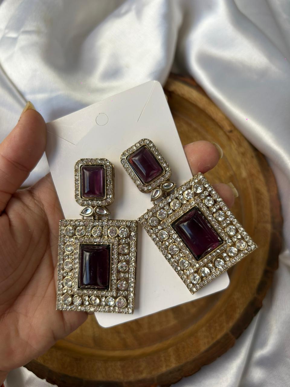 Plum Luxe Geometric Drops