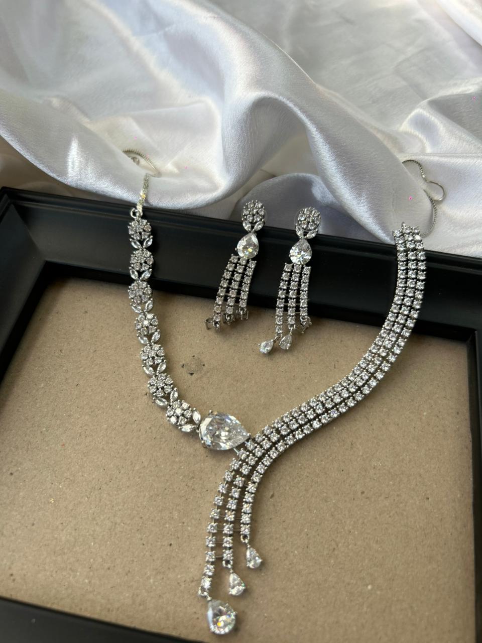 Crystal Cascade AD Set