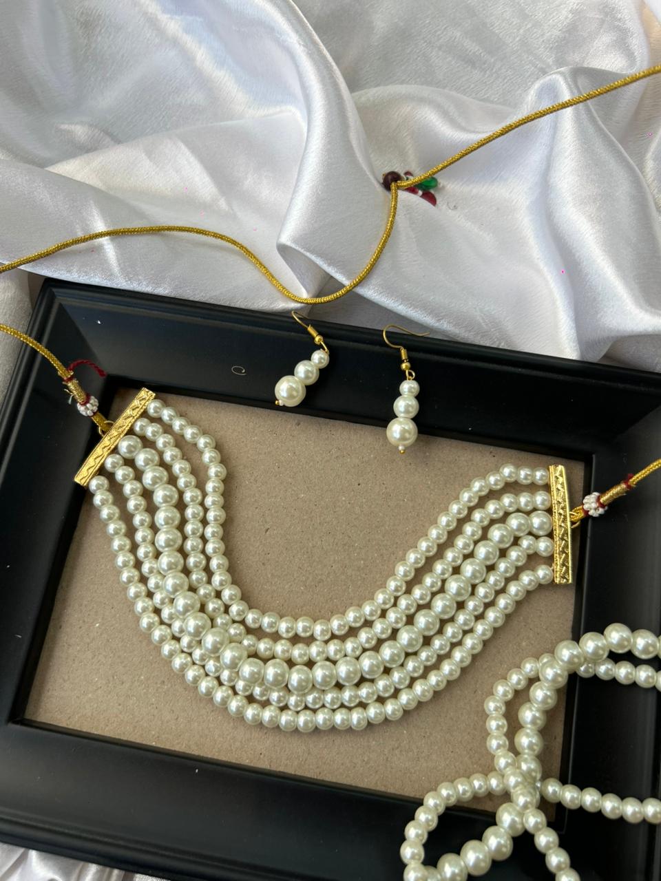 Classic Pearl Layered Set