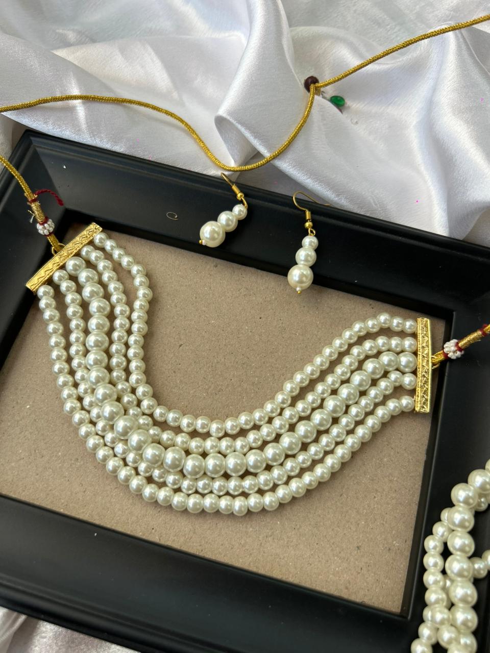 Classic Pearl Layered Set