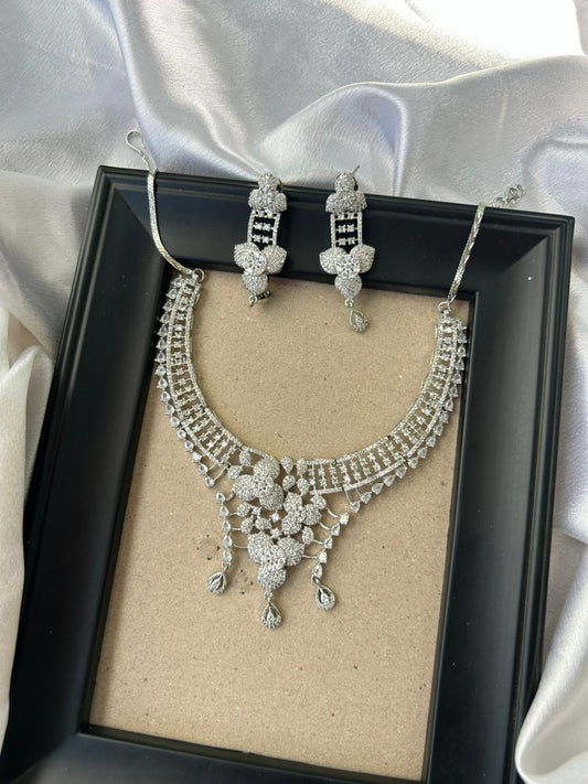 Ivory Aura AD Necklace